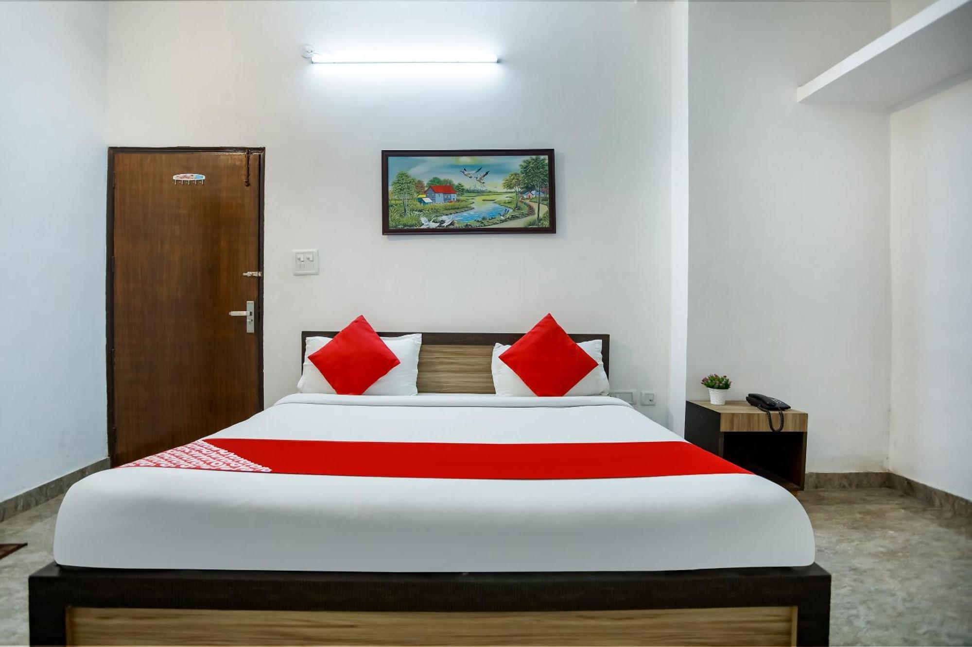 Hotel O Surya Inn New Delhi Ngoại thất bức ảnh